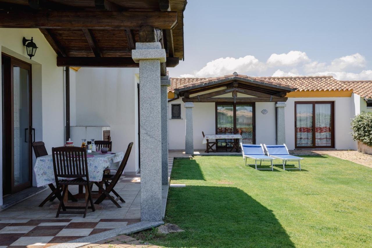 タナウネッラ Le Residenze Di Baia Sant'Annaヴィラ エクステリア 写真