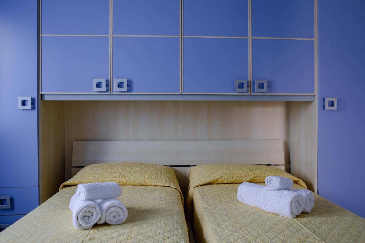 タナウネッラ Le Residenze Di Baia Sant'Annaヴィラ エクステリア 写真