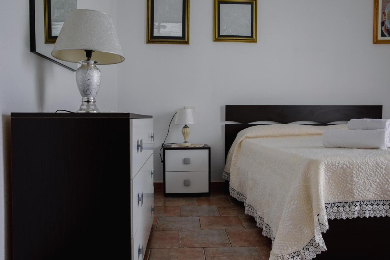 タナウネッラ Le Residenze Di Baia Sant'Annaヴィラ エクステリア 写真