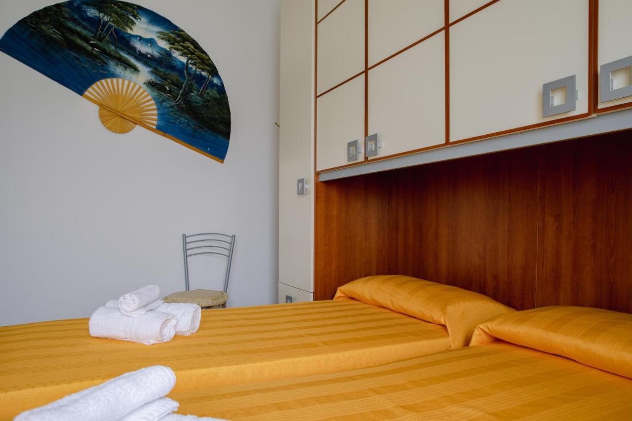 タナウネッラ Le Residenze Di Baia Sant'Annaヴィラ エクステリア 写真