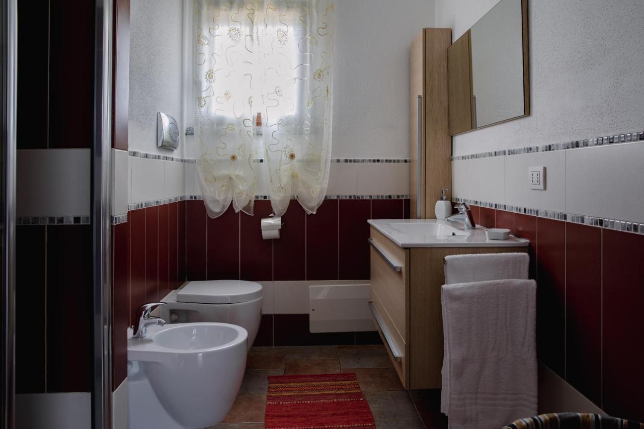 タナウネッラ Le Residenze Di Baia Sant'Annaヴィラ エクステリア 写真