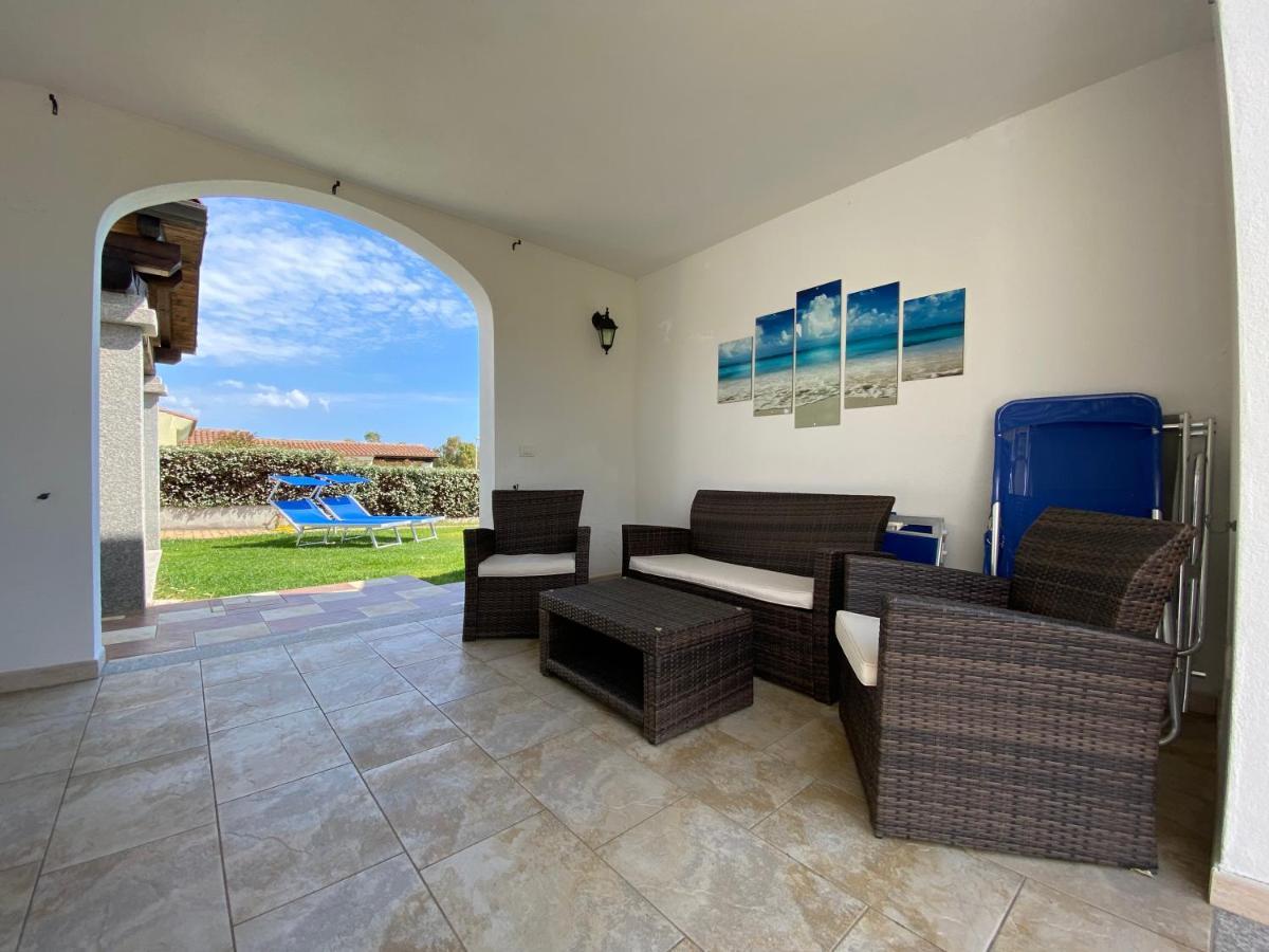 タナウネッラ Le Residenze Di Baia Sant'Annaヴィラ エクステリア 写真